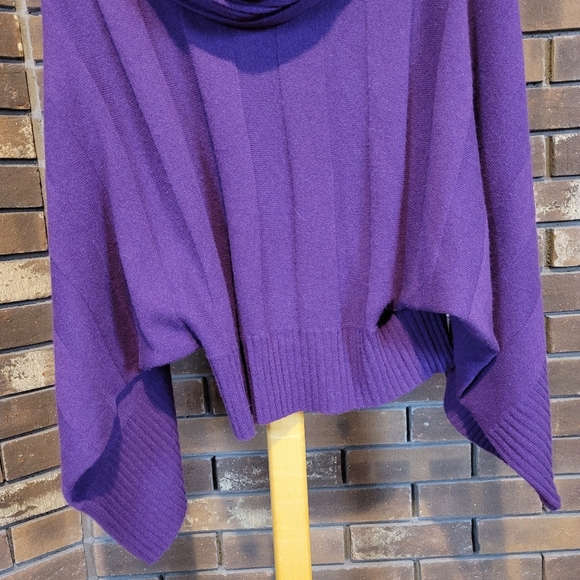 Nordstrom wool and cashmere blend cropped batwing dolman purple sweater - Picture 5 of 9